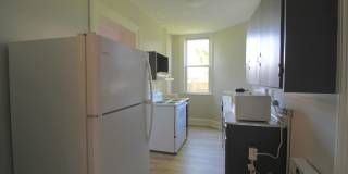 1 bed, 1 bath apartment for rent in Downtown Harrisonburg! Gallery 18