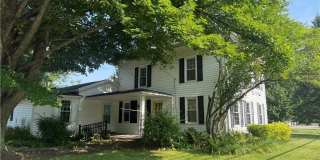 5192 Darrow Road Gallery 1