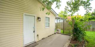 1014 Douglas Avenue Gallery 35