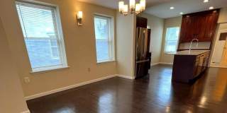 42 HOLLAND Avenue Gallery 8