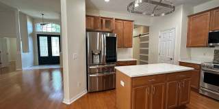 Stunning 5 Bedroom Home with Screened Pool & 3-Car Garage Gallery 88