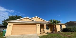 1104 NW 11th Place 1104 NW 11th Place Gallery 1