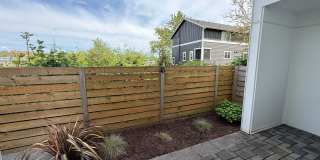 Beacon Hill Townhome Gallery 23