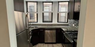 2904 N Broadway Gallery 1