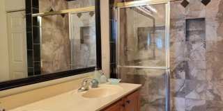 1914 Crenshaw Circle Gallery 12