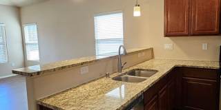 3 bedroom 2 bath Gallery 9