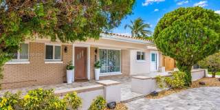 1960 Coral Reef Dr Gallery 51