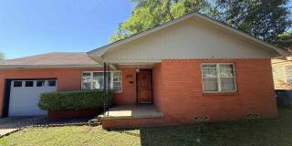 717 Dallas Street Gallery 1