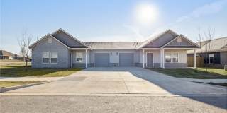 802 Valley Oaks Lane Gallery 1