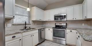 1001 Porter Place Gallery 10
