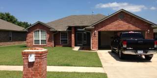 3 Bed + Office - Moore Schools - Must See Gallery 1