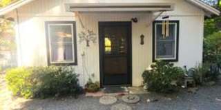 Hidden Garden Sanctuary, Charming 1-Bedroom in Petaluma Gallery 1