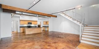 412 Dauphin Street Gallery 4