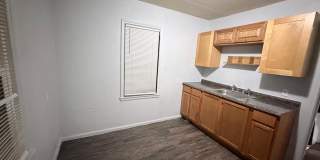 18703 Waltham Street Gallery 3