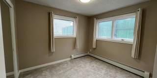 Remodeled 2 Bedroom in Third Addition Gallery 5