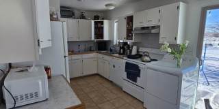 Cozy Home in East Campus Gallery 5