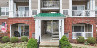 **PRISTINE GARDEN-LEVEL CONDO ON THE FIRST LEVEL NEAR PAVILION AND COMMUNITY GREEN SPACE** Gallery 9