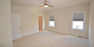 44840 TIVERTON SQ Gallery 30