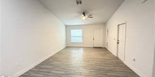 2413 Delta Avenue N Gallery 10