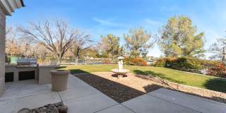 Queensridge Beauty - 5 bedroom on a 1/4+ acre lot Gallery 30