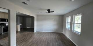 4017 Pickett Street Gallery 1