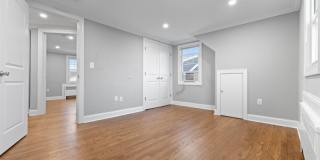 86 Forest St Gallery 12