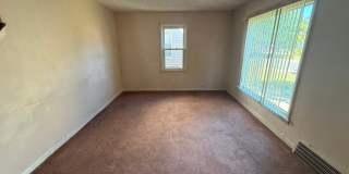 3-BED, 1 BATH BEAUTIFUL SINGLE- FAMILY HOME IN MAPLE HEIGHTS! Gallery 1