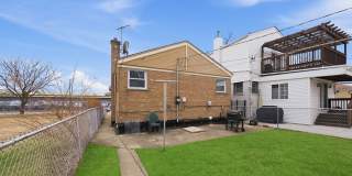 4605 S Laramie Avenue Gallery 5