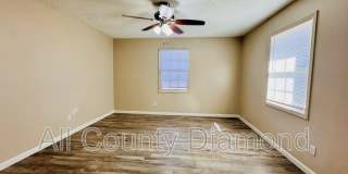 163 Lauren Ln Gallery 8