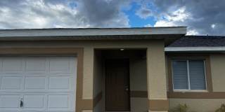 2434 Venice Avenue North Gallery 1