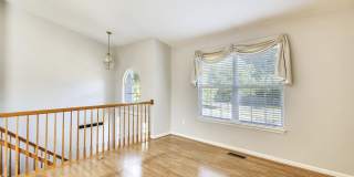 FENCED IN YARD!!!  Beautiful 4/3 UPDATED SF Home in Gaithersburg Gallery 52
