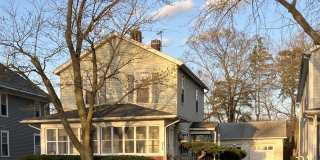 216 N Washington Street Gallery 1