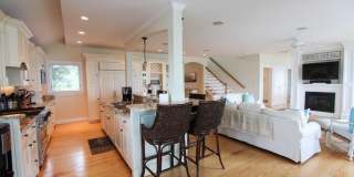 175 Sunset Lane Gallery 17
