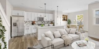 648 Melville Dr. Gallery 1