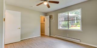 "The Grove" One & Two Bedroom Apartments Gallery 3