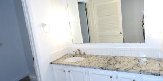 Updated Condo in Park-Like Setting Gallery 13