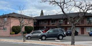 <b>One Bedroom Upstairs Old Southwest Reno Apartment<br><br> Gallery 1