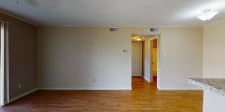904 University Oaks Blvd Apt 1 Gallery 4