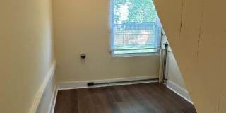 Clifton/Frankfort 3 Bedroom 2-Bath House Clifton/Frankfort 3 Bedroom 2-Bath House Gallery 14