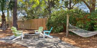 Palmetto Square Gallery 82