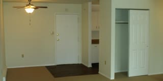 Gaslight Apartments Gallery 24