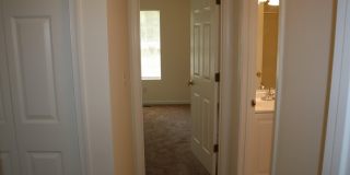 311 DECATUR Avenue Gallery 18