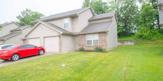 Large 4 bedroom Duplex Gallery 1