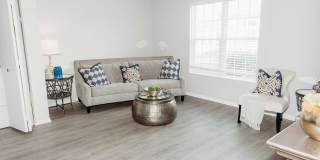 Enclave at Albany Park Gallery 17