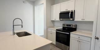 Town Home in The Trails -2 Primary Suites!! Gallery 6