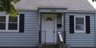 Four Bedroom / 1.5 Bath Home in Parkway Village (Near U of L) Gallery 1