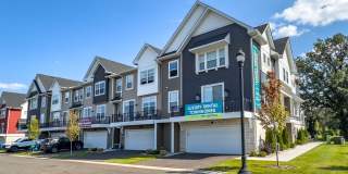Field & Grove Townhomes of Champlin Gallery 75