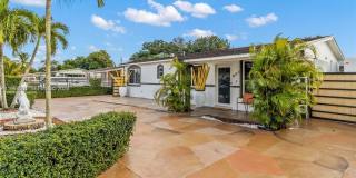 860 Curtiss Dr Gallery 1