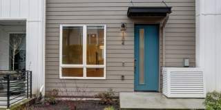 Live Where Style Meets Convenience – 2BR Townhome + Garage Gallery 4