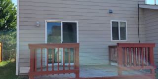 Pet Friendly 3 Bedroom 2 Bathroom Duplex Gallery 19